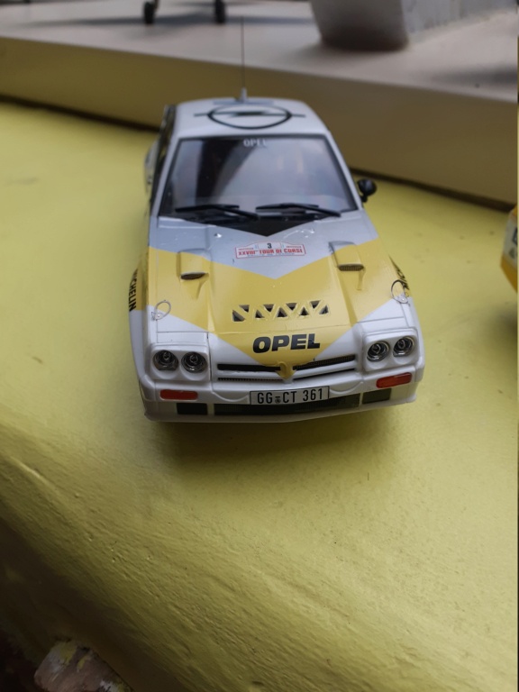  Opel manta 400 gbB  (belkits) 20230538