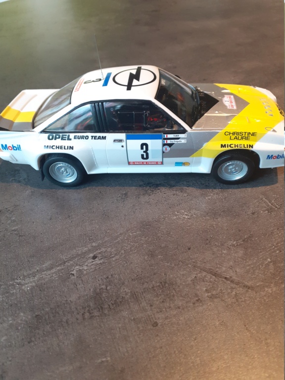 Le Grizzli  - Opel Manta 400 GrB - Belkits  (  Terminée ) 20230541