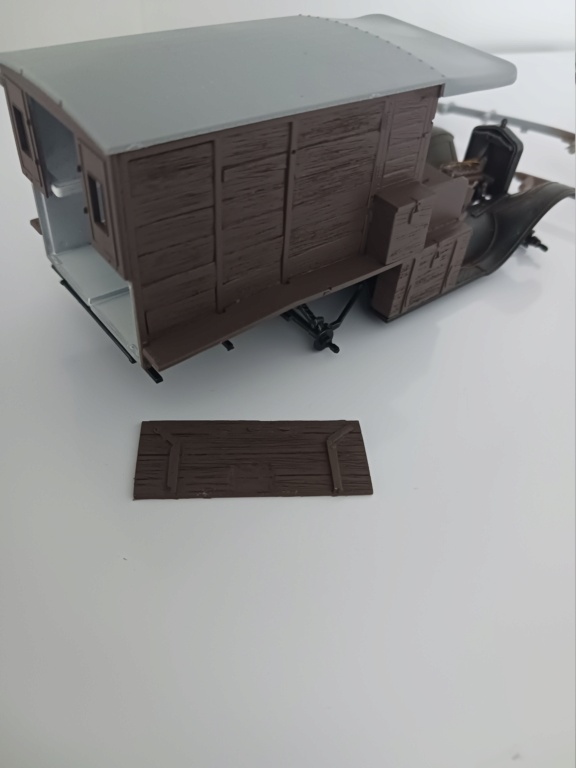 *1/35 Ford T 1917 Ambulance Revell  - Page 2 20230727