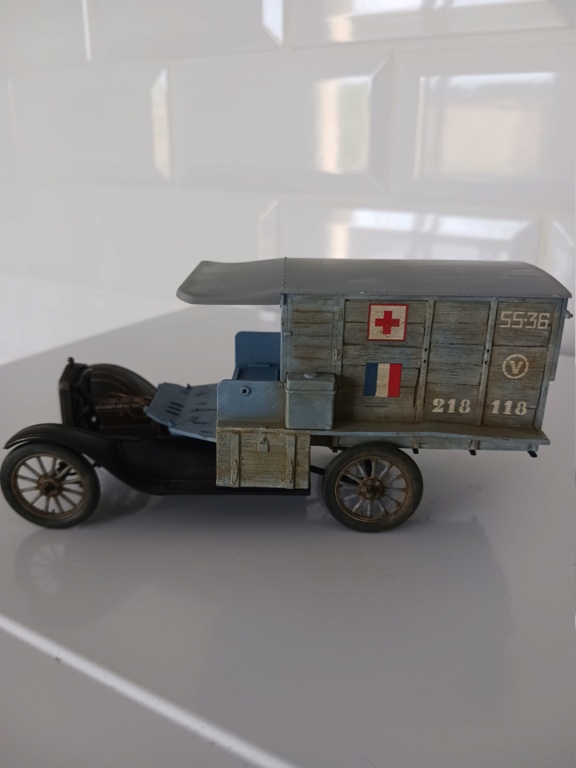 *1/35 Ford T 1917 Ambulance Revell  - Page 4 20230738