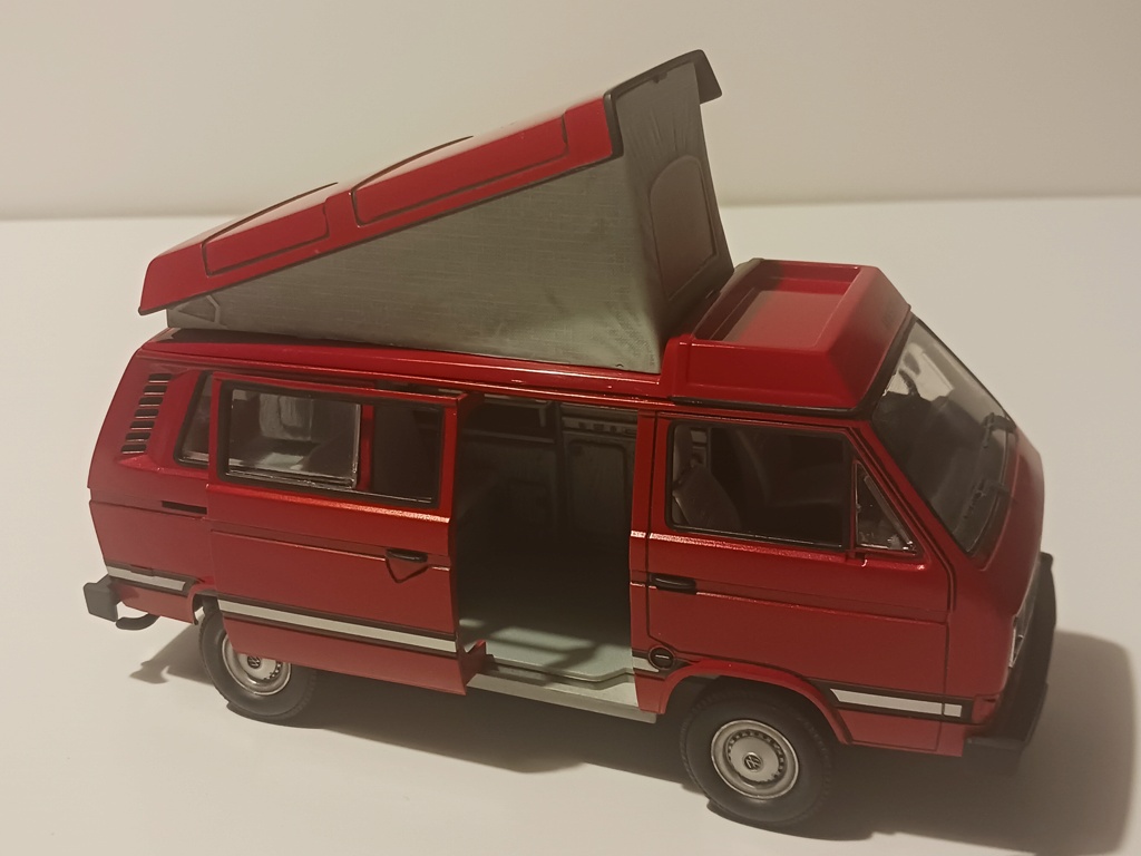 * 1/25  Volkswagen T3 Camper      Revell - Page 3 20240429