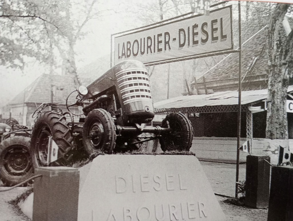 LD15 à la Foire de Besançon en 1951 44855210