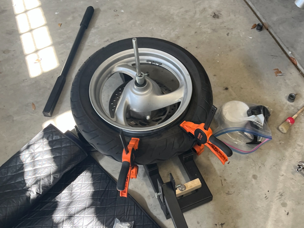 rear tire/wheel valve failure 728d6d10