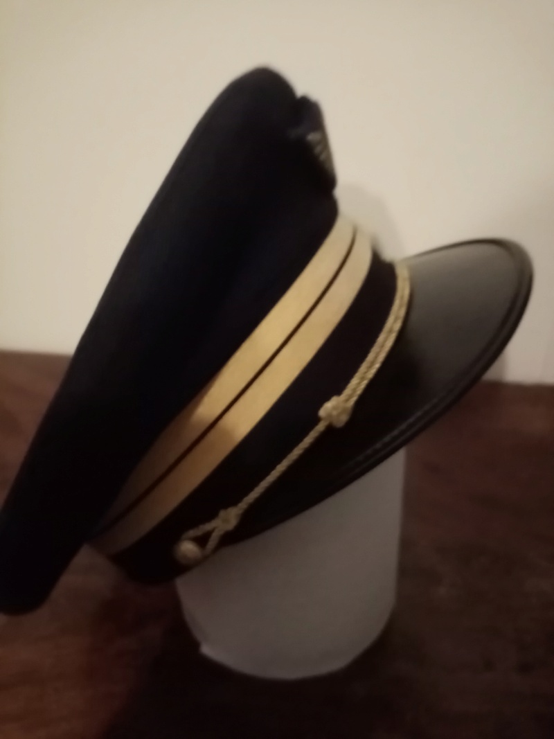 Les casquettes de l'Armée de l'Air 1934/2022 - partie 6 : 1970 /1980 Img_2457