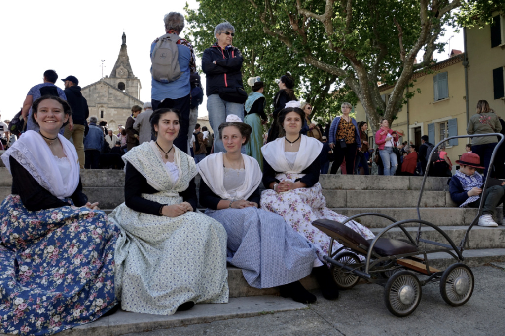 Arles - Fêtes des Gardians - 1° Mai 23 2_aze_13