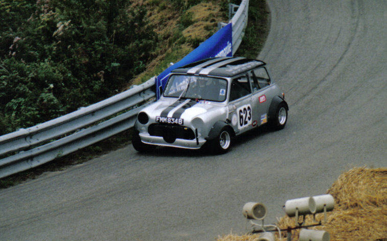 Photos de Mini racing trouvées sur le net - Page 6 Mini2010