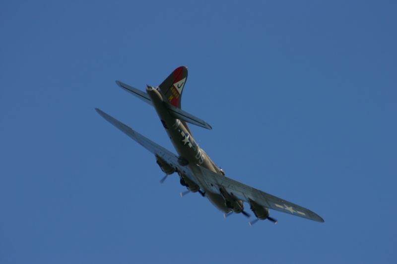 B-17 à Montbéliard! Montbe13