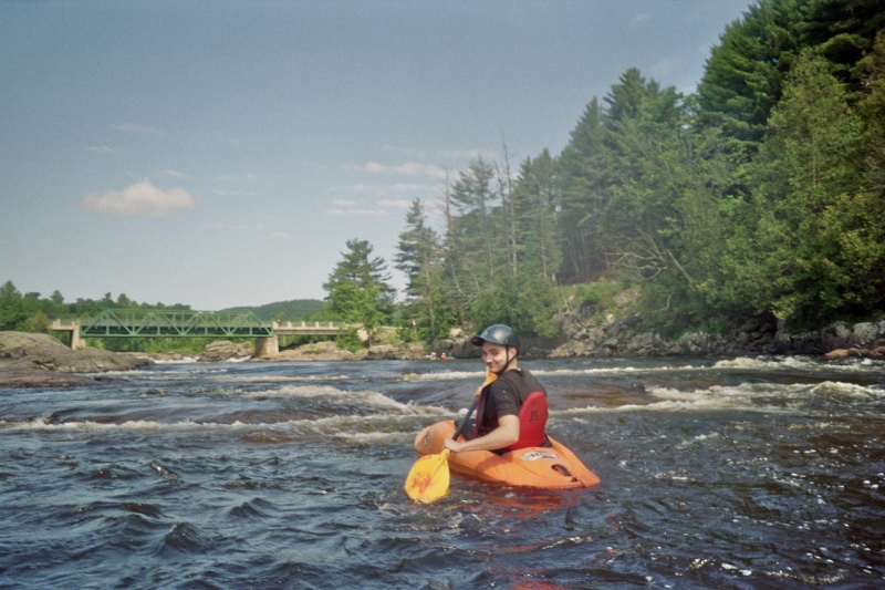 Kayak sur la rivière rouge Cao56b10