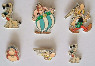 ma collection astérix  - Page 4 Broche10