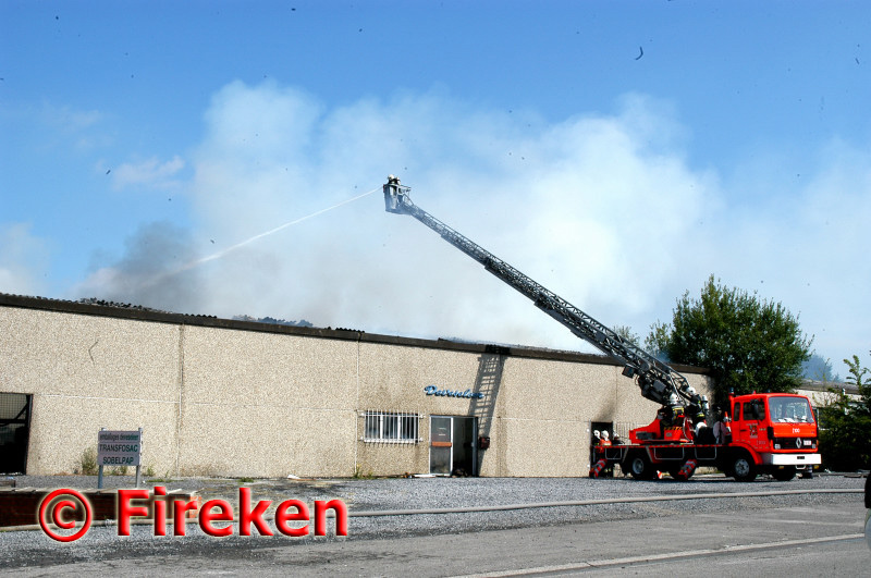 Incendie de l'usine d'emballage Deveseleer a Soignies le 11 Août 2004 Image029