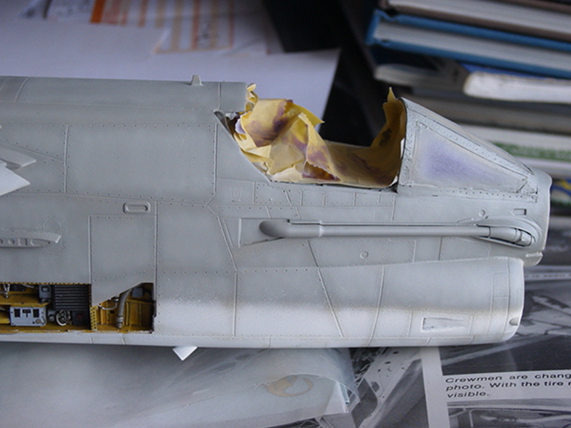 Ling Temco Vought A-7E Corsair II   1/32 [Trumpeter] - Page 3 Paint310