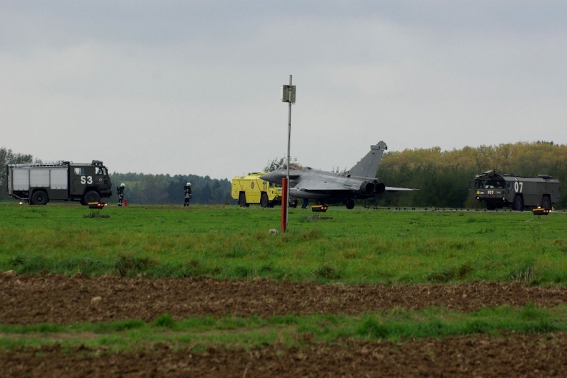 Attérrissage au câble d'un Rafale Marine lors du TLP à EBFS Imgp6012