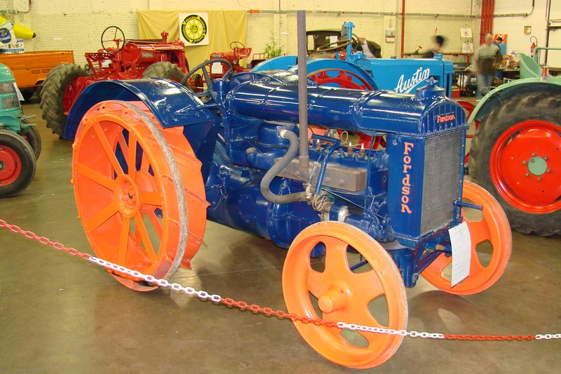 FORDSON Fordso11