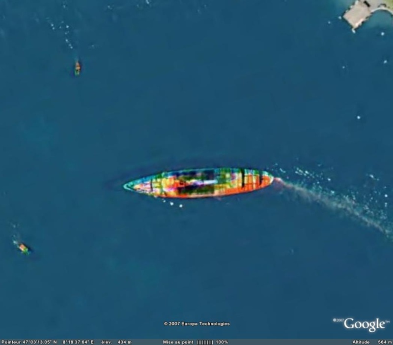 Les arcs-en-ciel : les bugs de Google Earth Bateau10