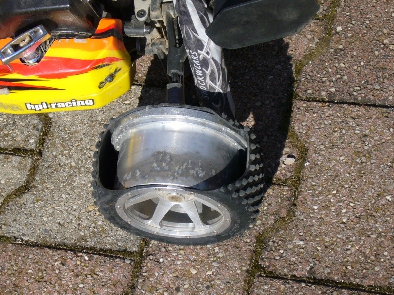 Problème de pneus... P1020510