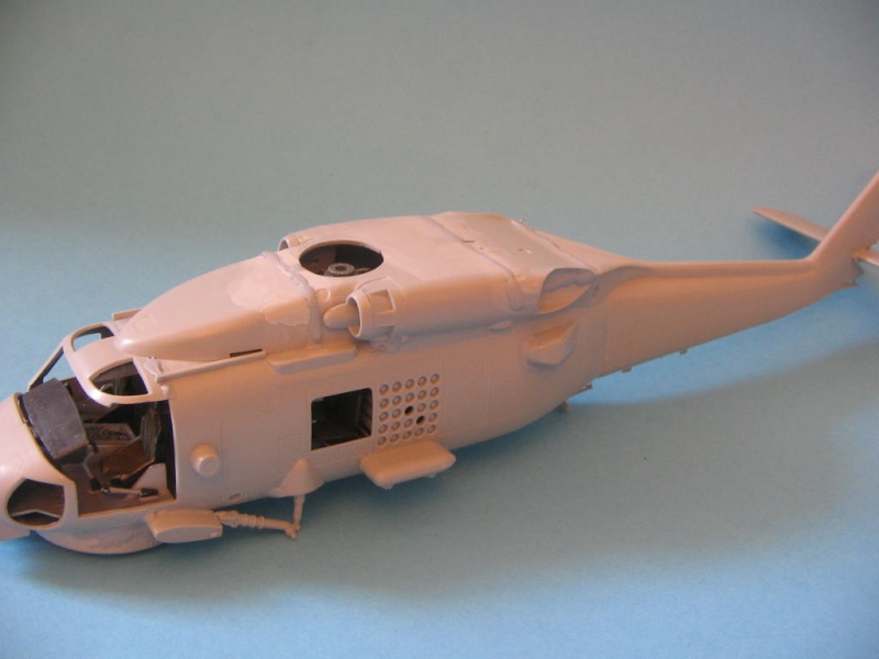 Sykorsky SH-60B Sea Hawk Italeri 1/48 Img_3115