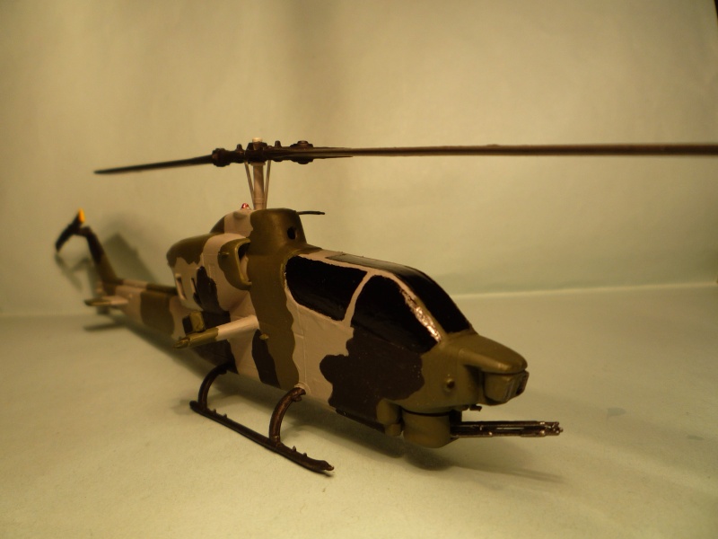 AH-1T Sea cobra 1/72 Italeri P1080317
