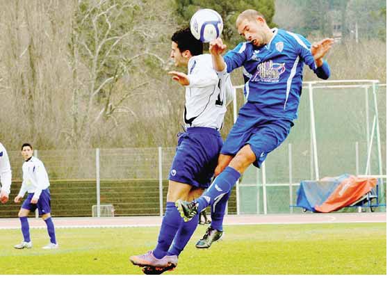  Pays d'Aix FC  AIX-EN-PROVENCE // PH  - Page 3 2_bmp19