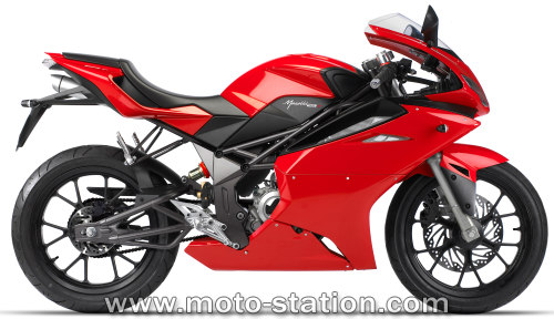 News moto 2008 : Megelli Motard 125M, Roadster 125S et Sport Megell15