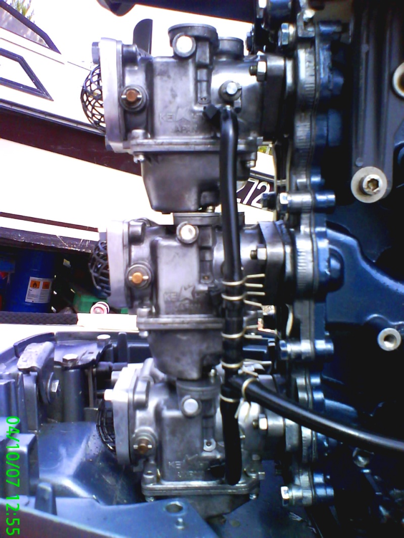 Montage des carbu du 90cv sur le 50/70cv Yamaha (le 850cm3) Touche10