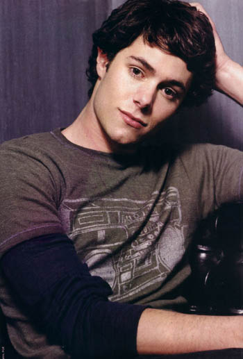 Su richiesta... Adam Brody! Pic0210