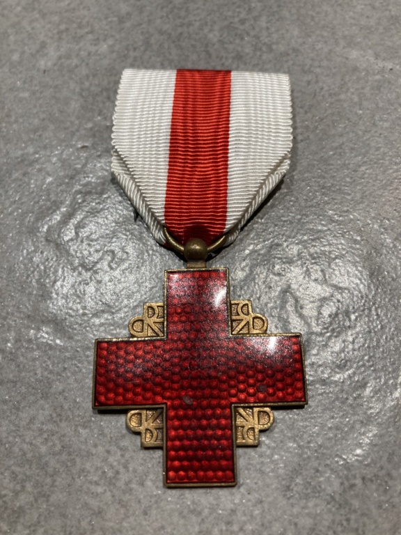 Médaille de La Croix rouge  23d9b710