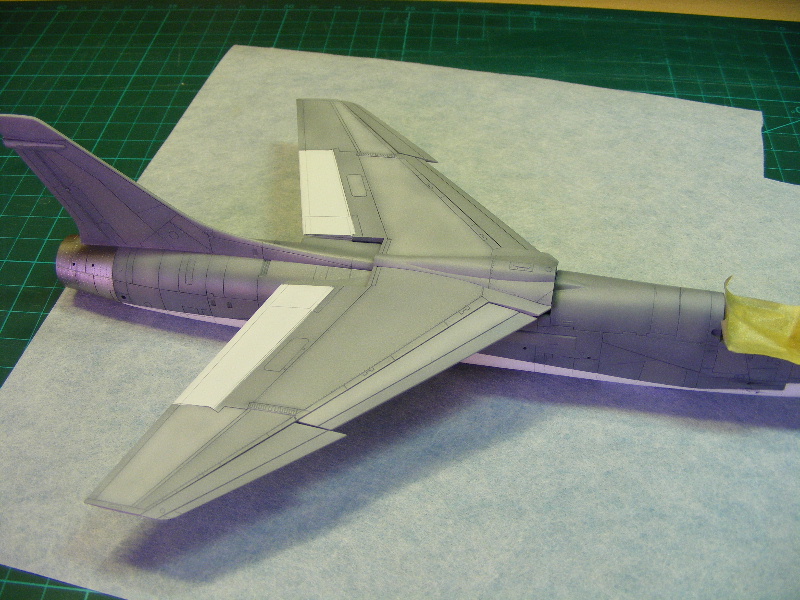 Crusader F8J - Academy 1/72 Peintu20