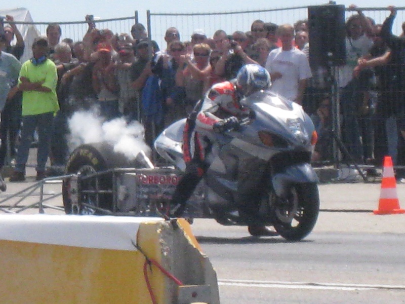 CHAMPIONNAT DE FRANCE DE DRAGSTERS: 18 et 19 juin AUBENAS (07) Drakte43