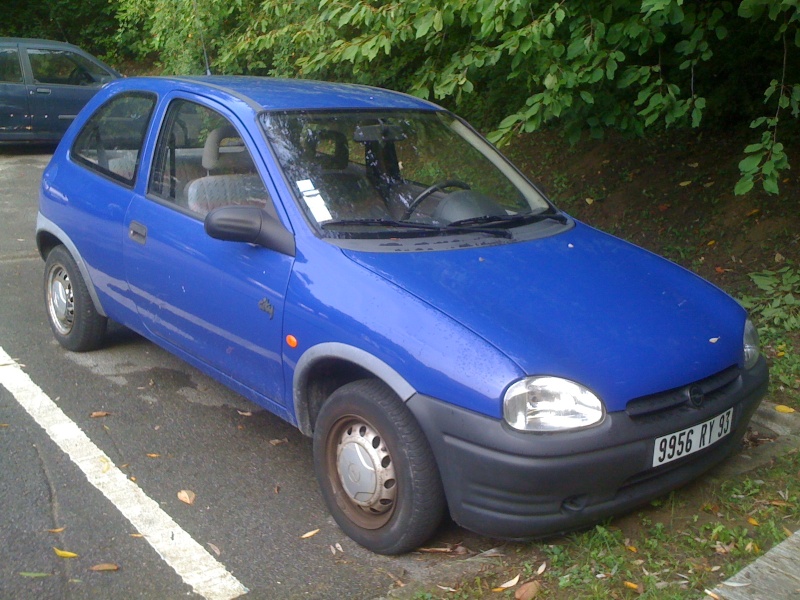 TRES BELLE OPEL CORSA 3 PORTES 1L essence 990€ Img_0019