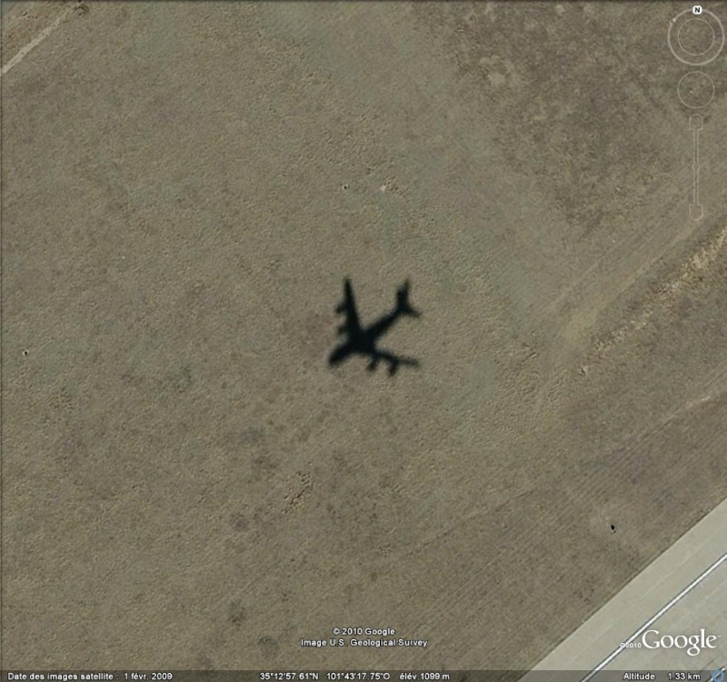 Les ombres d'avions ... sans avions découvertes grâce à Google Earth - Page 3 Ombre10