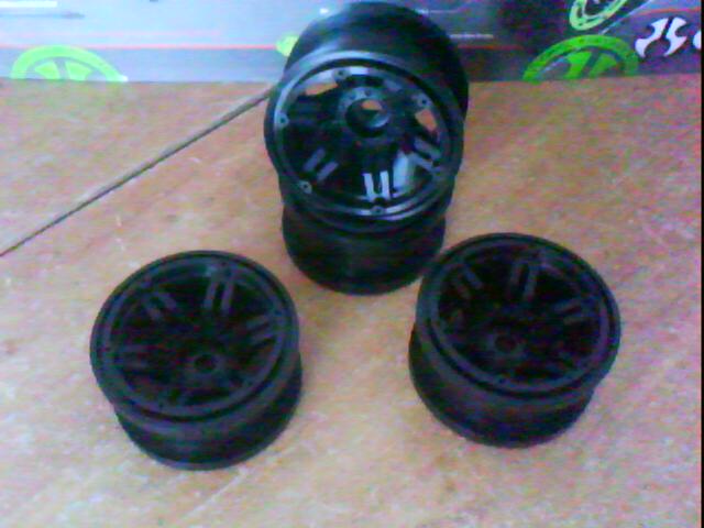mon axial ax10 reçus en Octobre 2010 à aujourd'hui Axial_16