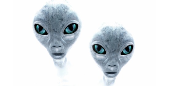 Gli extraterrestri sono reali e i militari viaggiano tra le stelle - Pagina 3 Alieni11