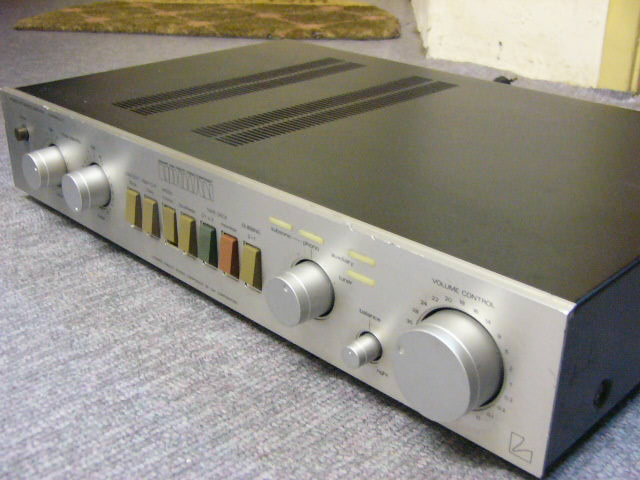 Luxman L1 Integrated Amp (used)-SOLD P1050814