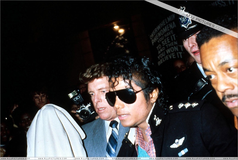Thriller Era (1982 - 1986) - Pagina 30 00210