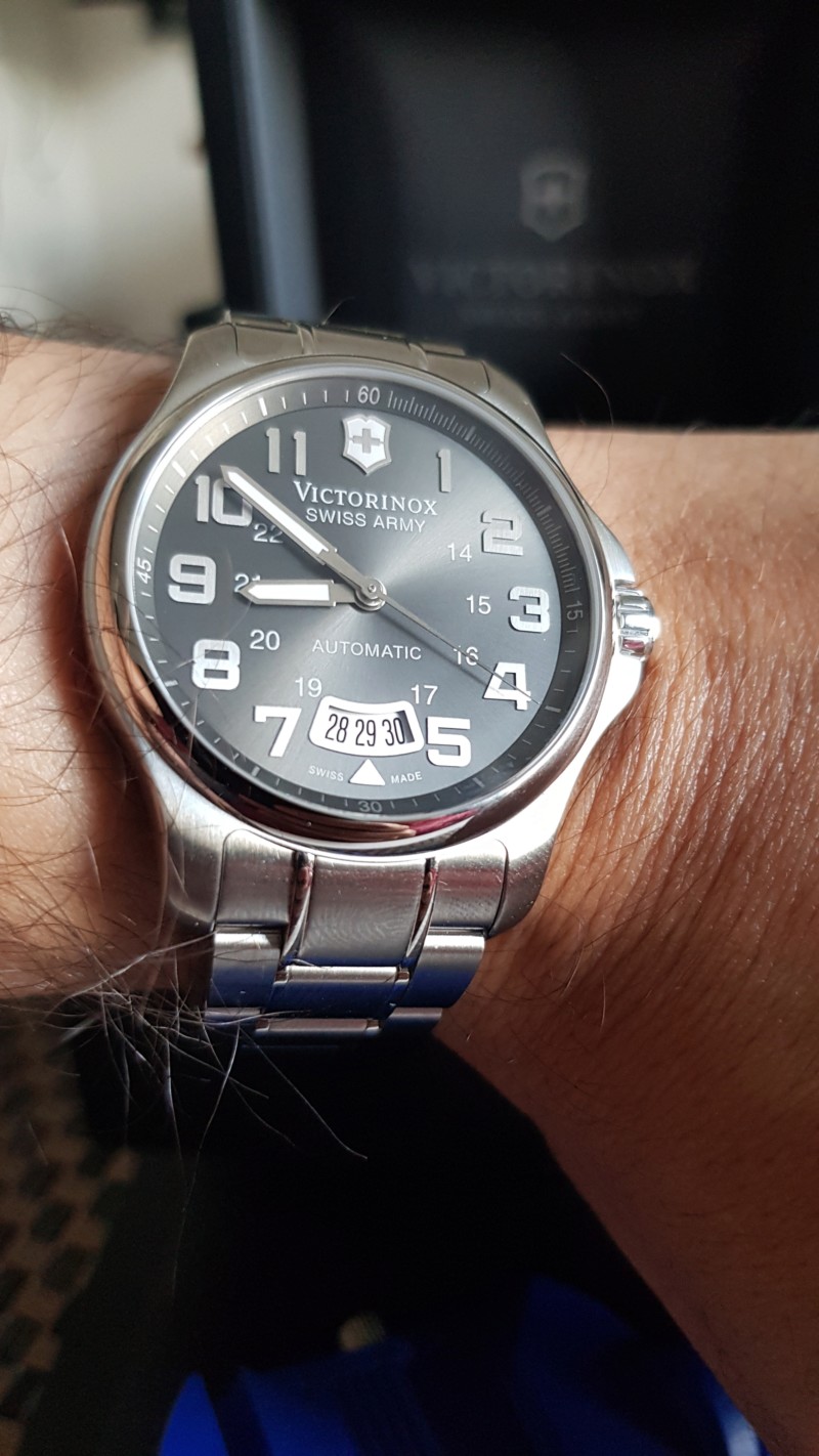 Je recherche ma première vraie montre (500 euros max) j'ai besoin d'aide ! 20181011