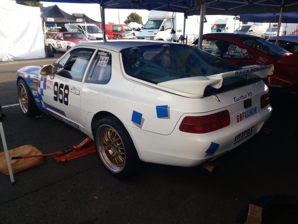 [968 TURBO] Une 968 turbo Rs replica pour courrir - Page 14 Img_2283