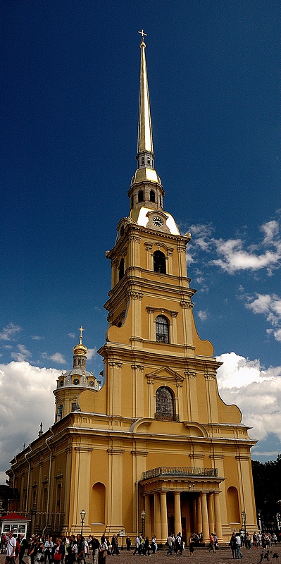 Nécropoles des souverains russes 3ème partie , chapitre 1er : la cathédrale des Saints-Pierre-et-Paul à Saint-Petersbourg 611