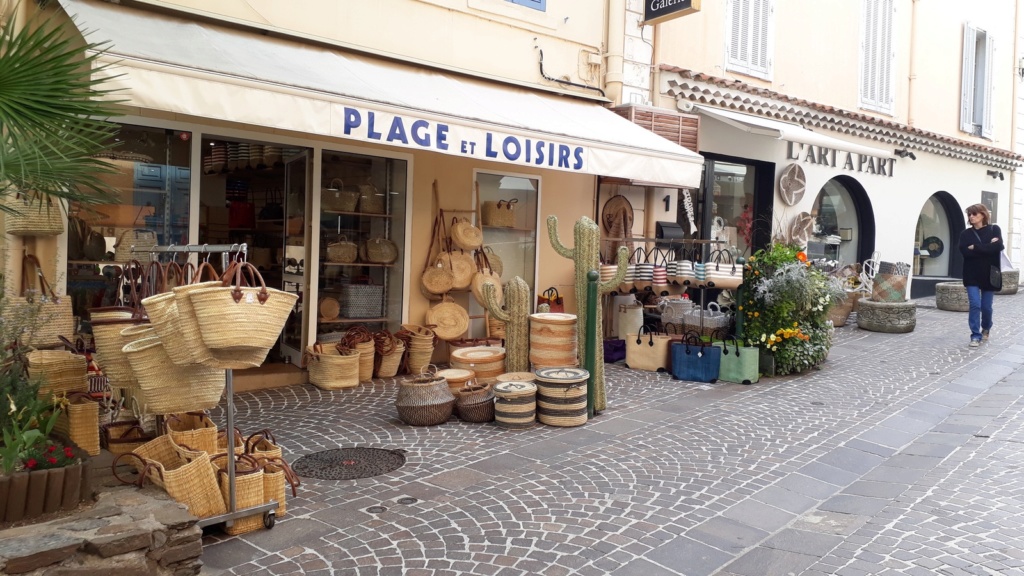 La ville actuelle d'Adishatz Sainte Maxime et sa région - Page 8 20190425