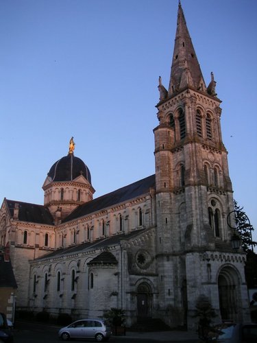 La ville de Natou...Châteauroux Eglise10