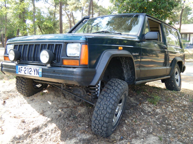 Réhausse de 4" du Cherokee XJ R1610