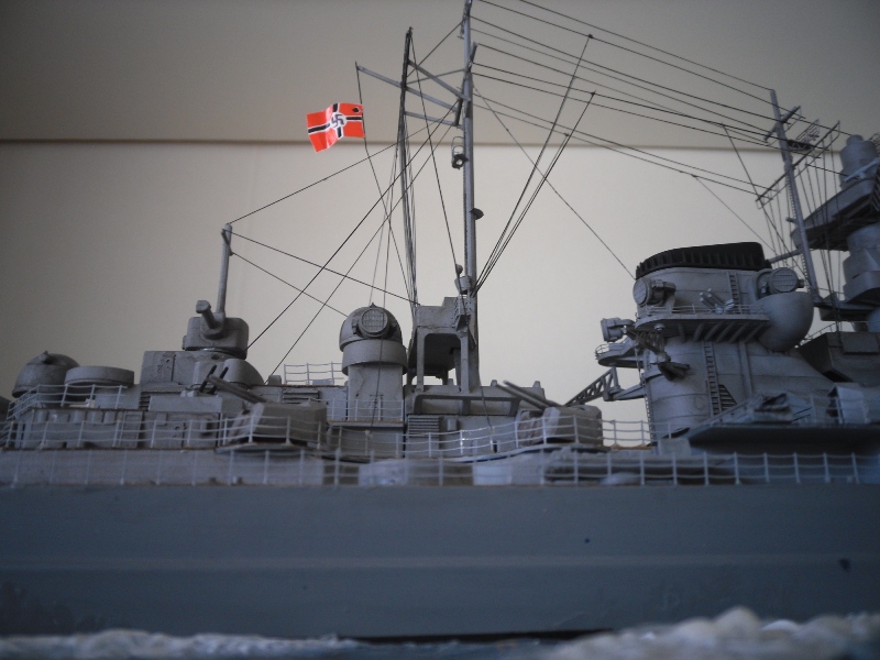 Tirpitz 1/350 Academy - Page 2 Tirpit12