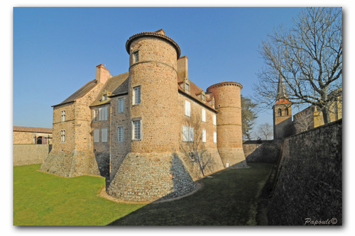 Le château de la roche, sur la Loire. St-mar10