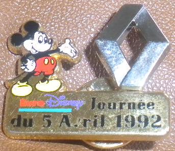 EURODISNEY - Pin'S Sponsor inauguration - 04/92 710