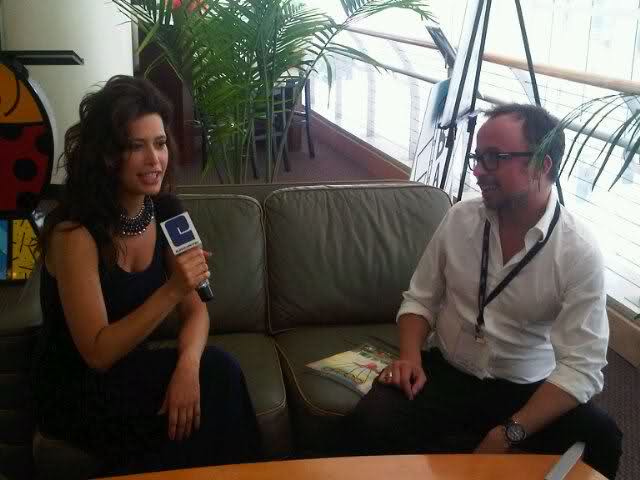 Angie en el festival de Miami A5ckmq10