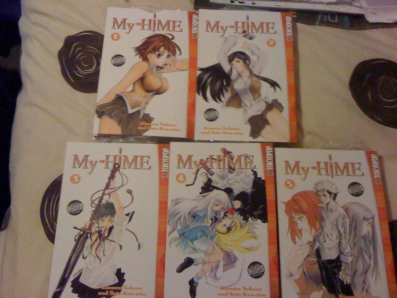 anime - Your Anime/Manga Collection (DVD/Blu-Ray box sets, figures, manga volumes, all merchandise!) - Page 3 Img_0125
