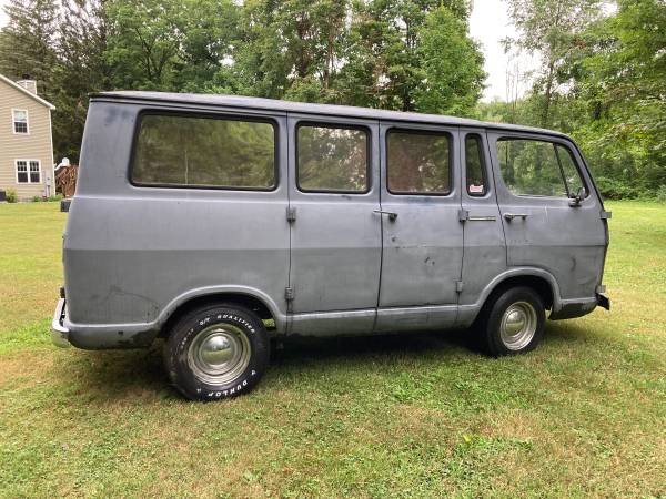 65 Chevy Sportvan - Eastlake, OH - $5800 65che121