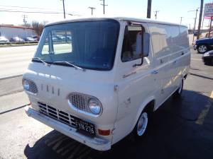 66 Econo 8 Door Van - Arlington, TX - $6000 66econ34