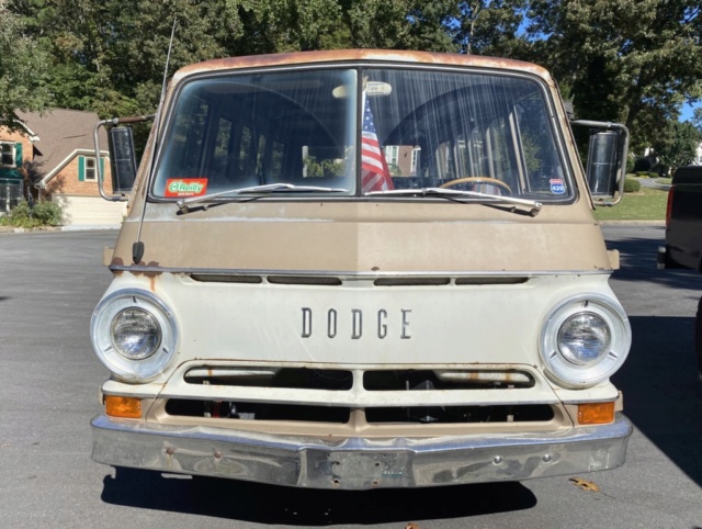 Finally after all these years I've got a Pie Plate! 1968 A108 Custom Sportvan Dodge_14