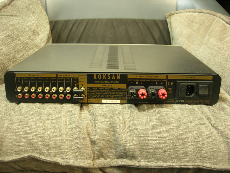 Roksan caspian integrated amplifier(sold) Dscn2613