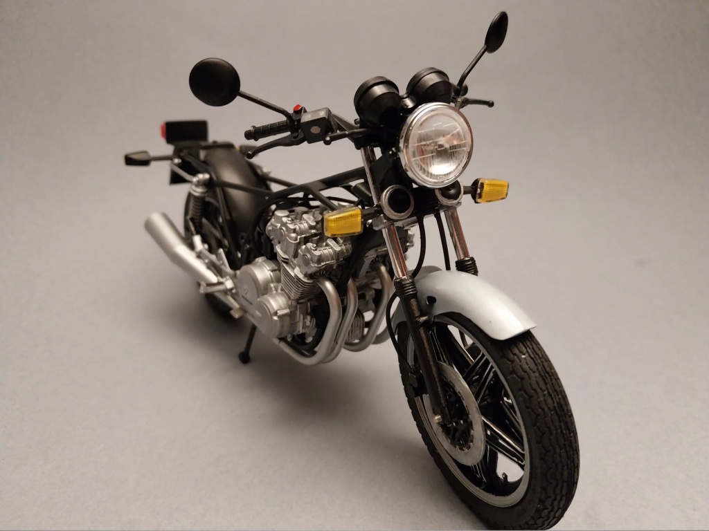 [TAMIYA] HONDA CB 750 F 1/12ème Réf 14006 - Page 2 20240225